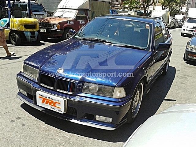 หน้ากระจัง BMW E36 ปี 1991 ทรง M สีดำด้าน (ซี่กระจังลายM 3สี)